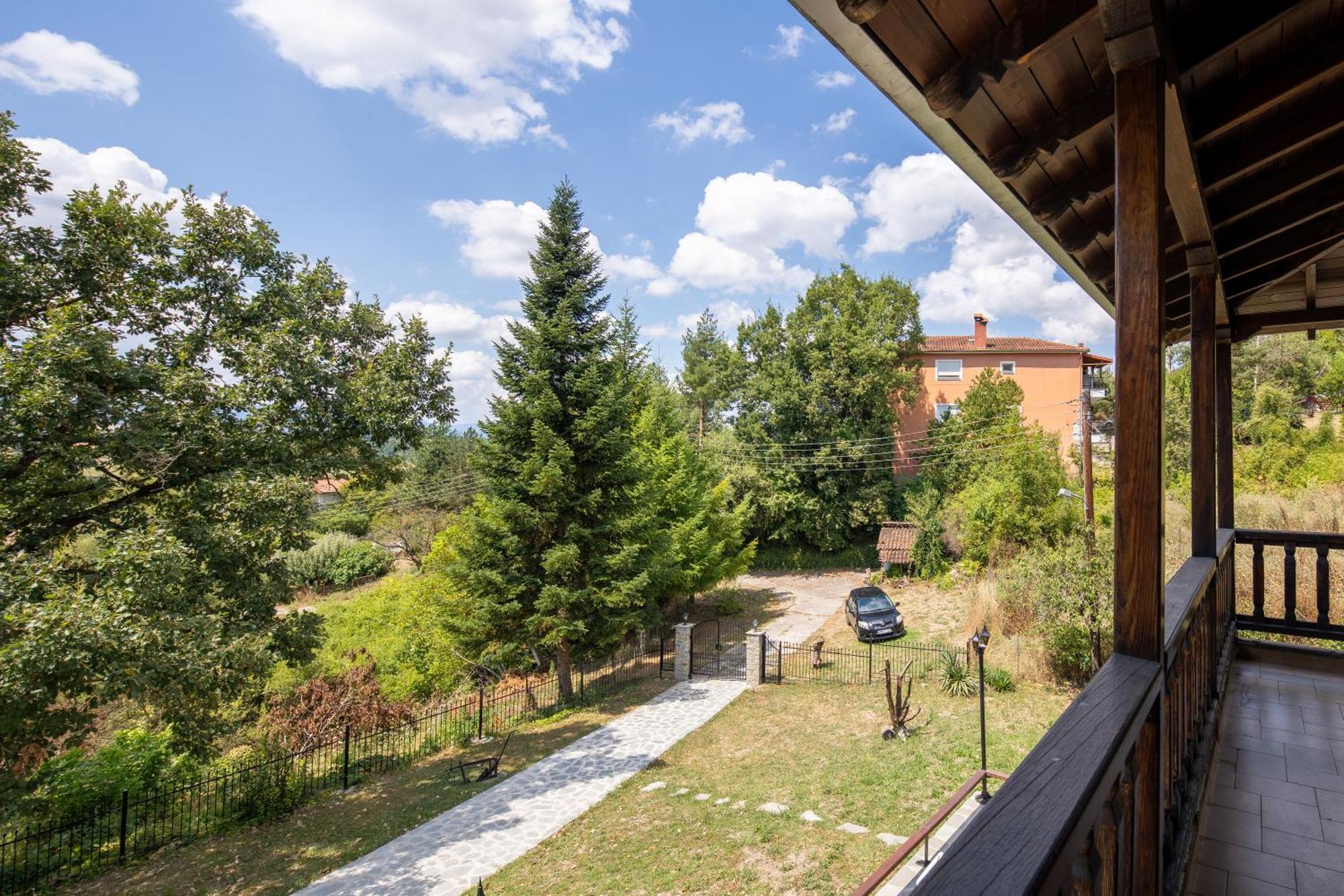 Zenios Dionysos - Traditional Villa Гревена Екстериор снимка