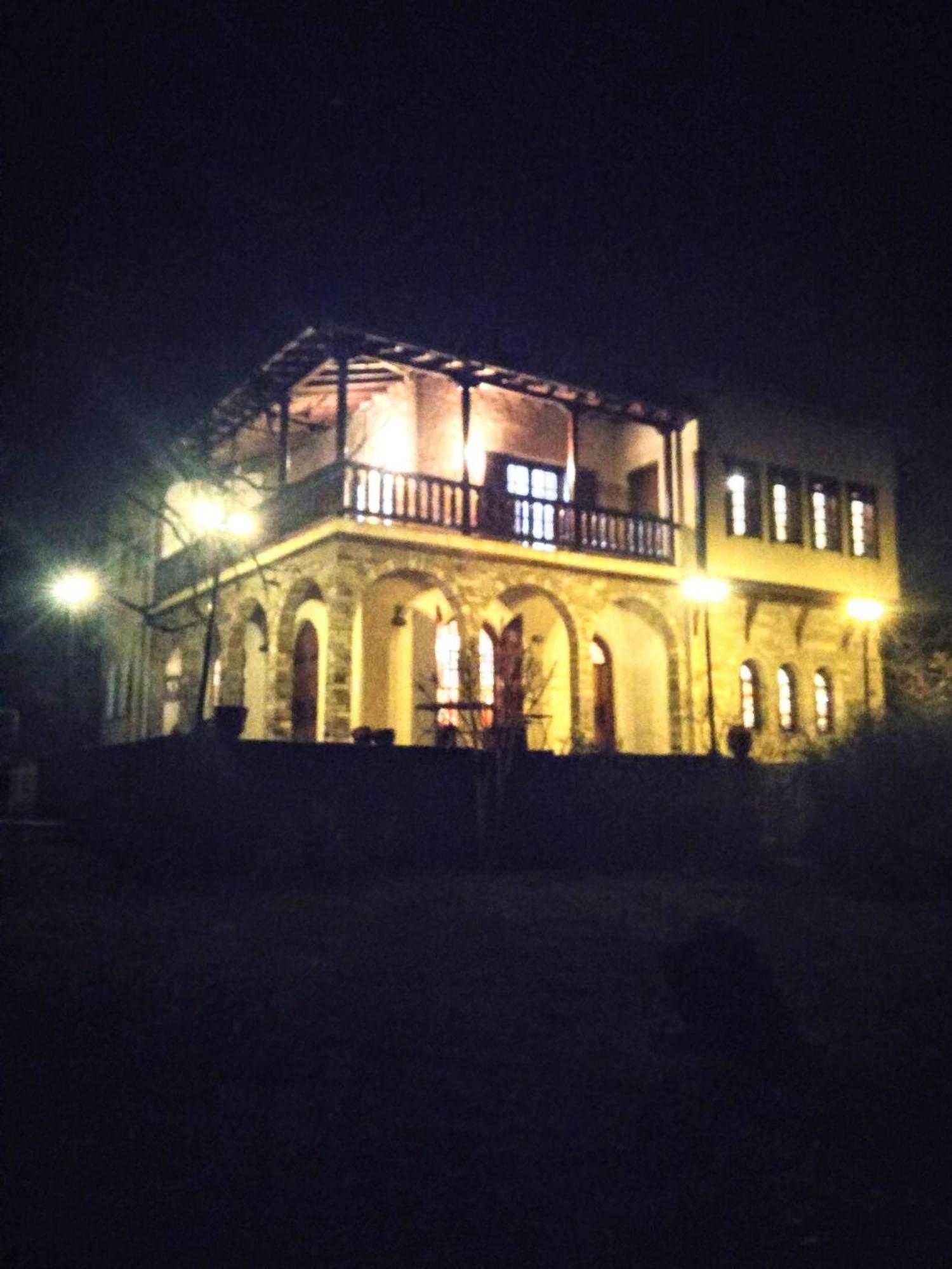 Zenios Dionysos - Traditional Villa Гревена Екстериор снимка